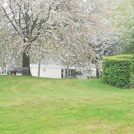 Rustige, Gelijkvloerse Vakantiewoning Met 2 Slaapkamers In Simpelveld, Zuid-Limburg Exteriér fotografie